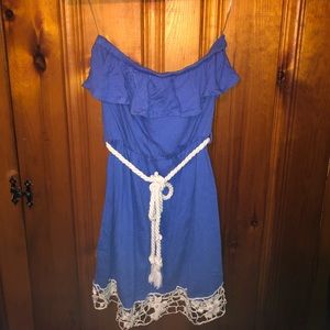 Blue strapless dress